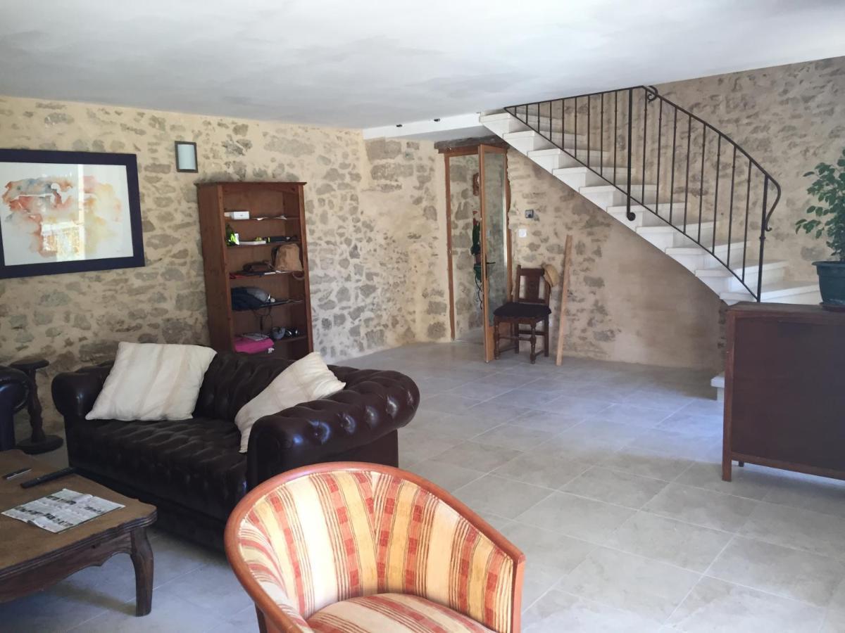 La Maison Ocre Saint-Julien-de-Briola Экстерьер фото