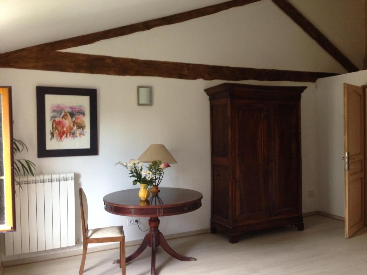 La Maison Ocre Saint-Julien-de-Briola Экстерьер фото